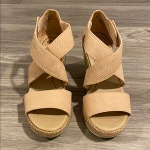 DR. SCHOLLS PINK/BLUSH VACAY ESPADRILLE WEDGES